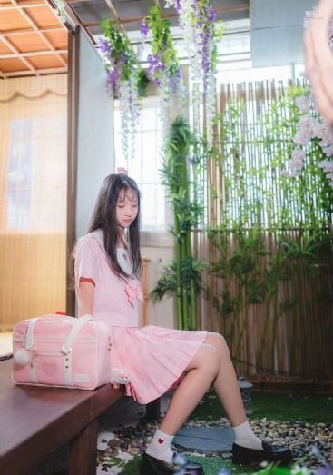 美女丝袜无码thunder_电视剧完整版在线观看