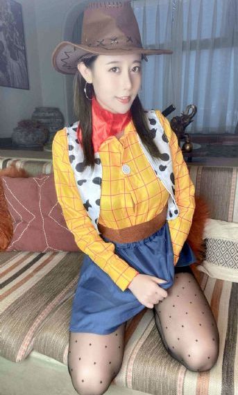 办公室里自慰小说_4K手机在线看