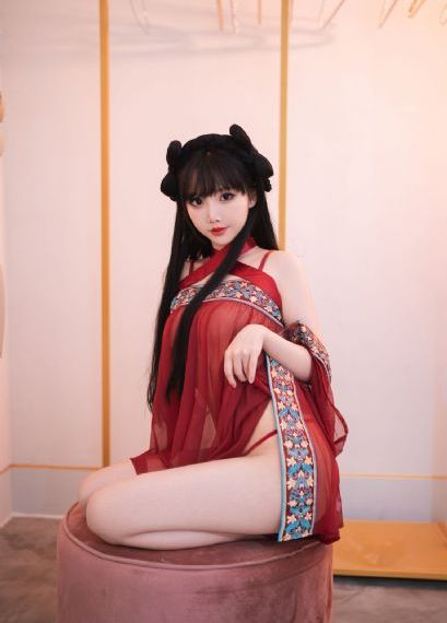 丈夫不在的午后的美好时光_超清免费观看视频